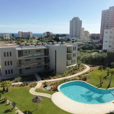 Mooving - Oasis Mar - Da Rocha *